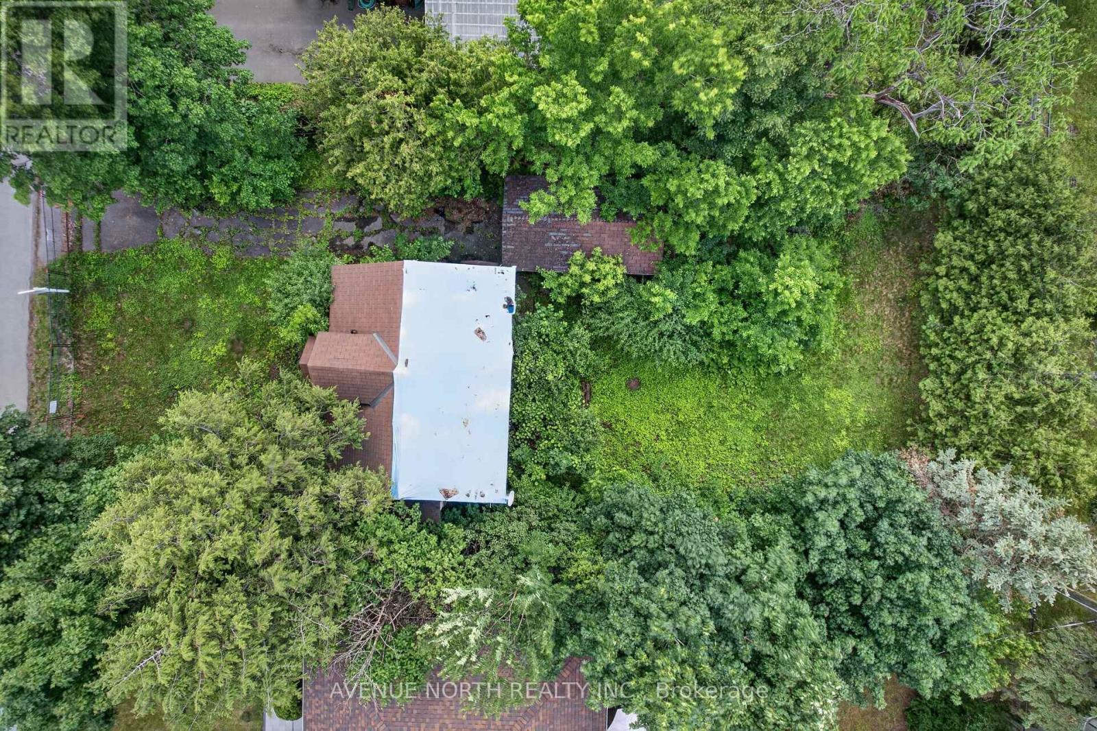 305 Mountbatten Avenue, Ottawa, ON