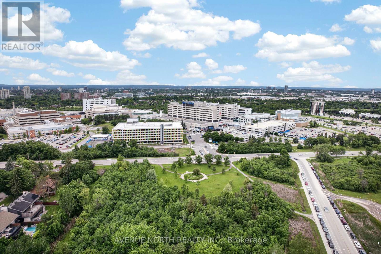 305 Mountbatten Avenue, Ottawa, ON