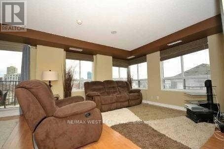 403 - 16 Dallimore Circle, Toronto, ON