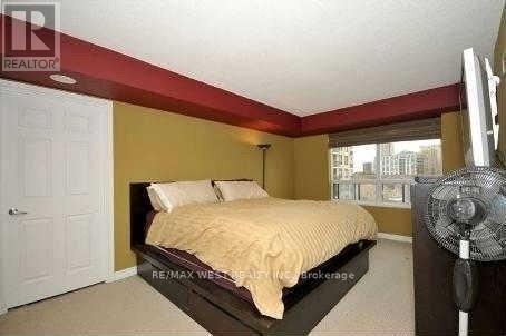 403 - 16 Dallimore Circle, Toronto, ON