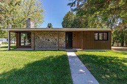 2 Rue Contrecoeur Saint-Bruno-De-Montarville, QC J3V 1J2