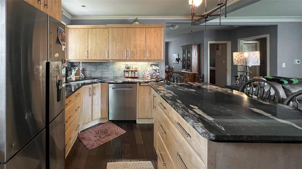 1275 Webster Drive, Sarnia, ON
