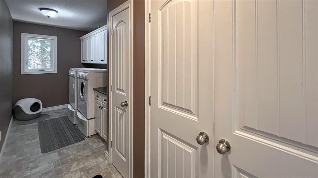 8447 Keith Street, Lambton Shores, ON