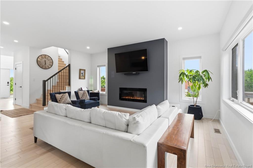 173 Dickey Blvd, Riverview, NB