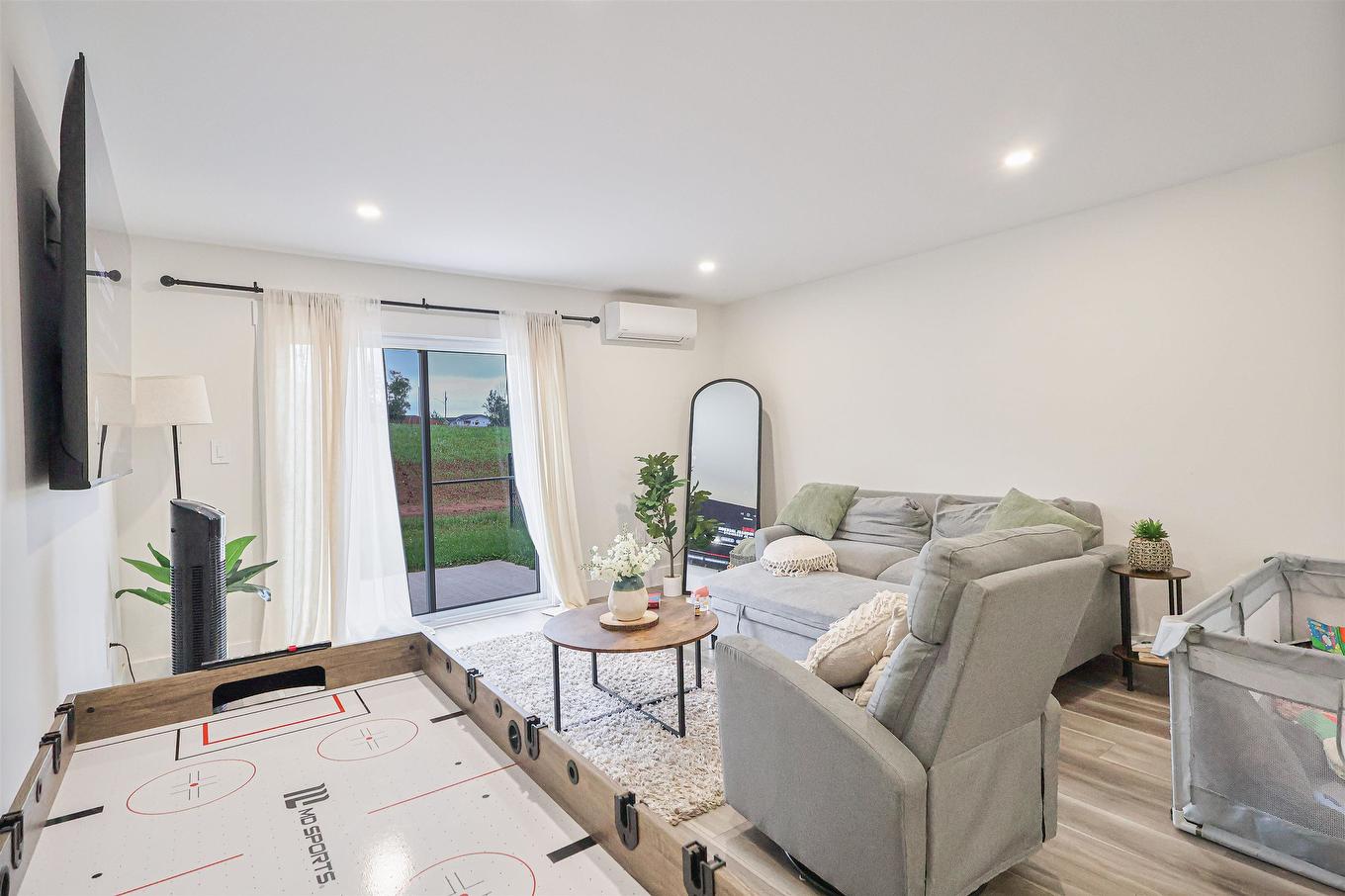 16 Swallow Drive, Stratford, PE