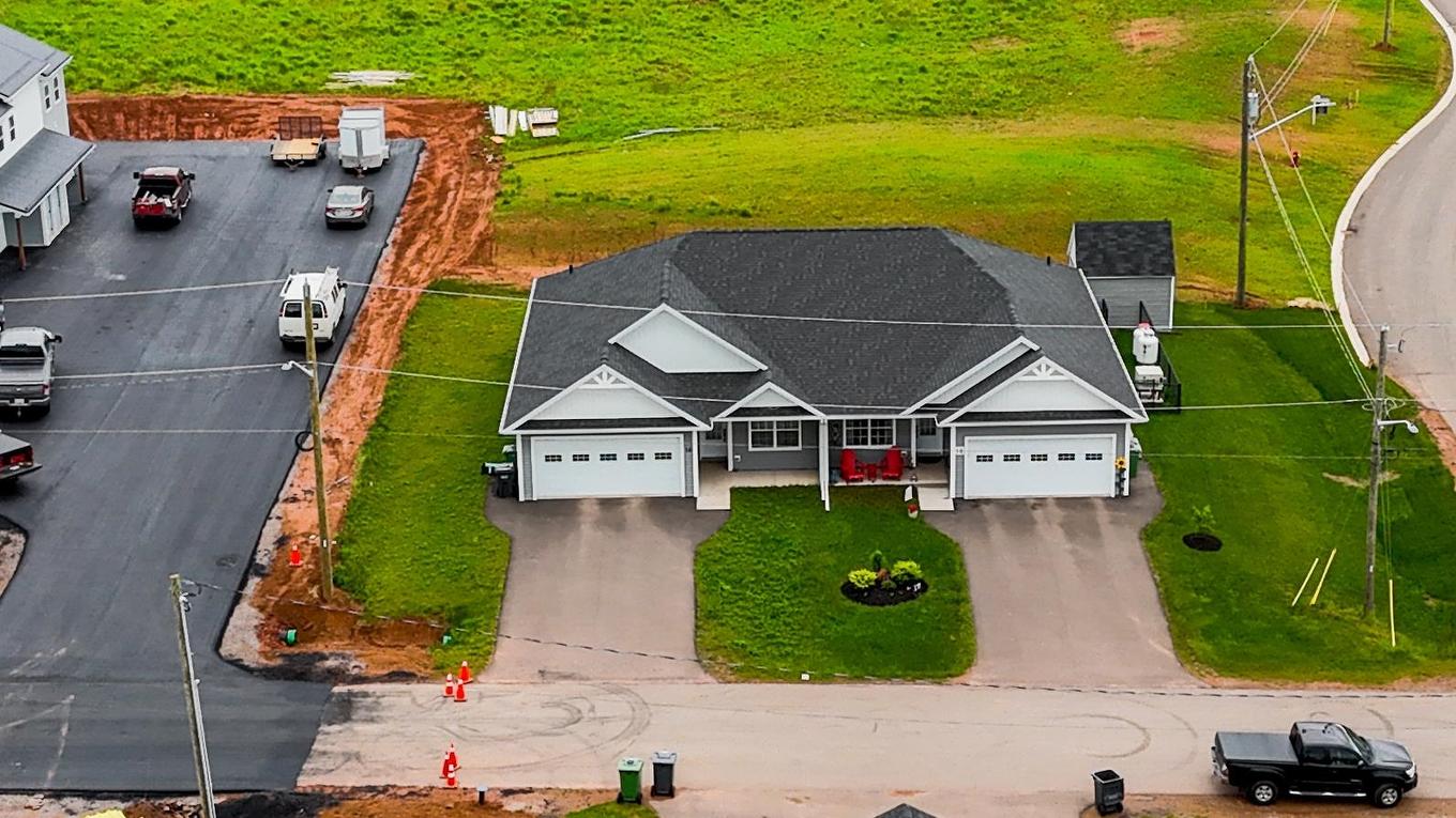 16 Swallow Drive, Stratford, PE