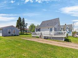 105 Riverside Drive North Rustico, PE C0A 1X0