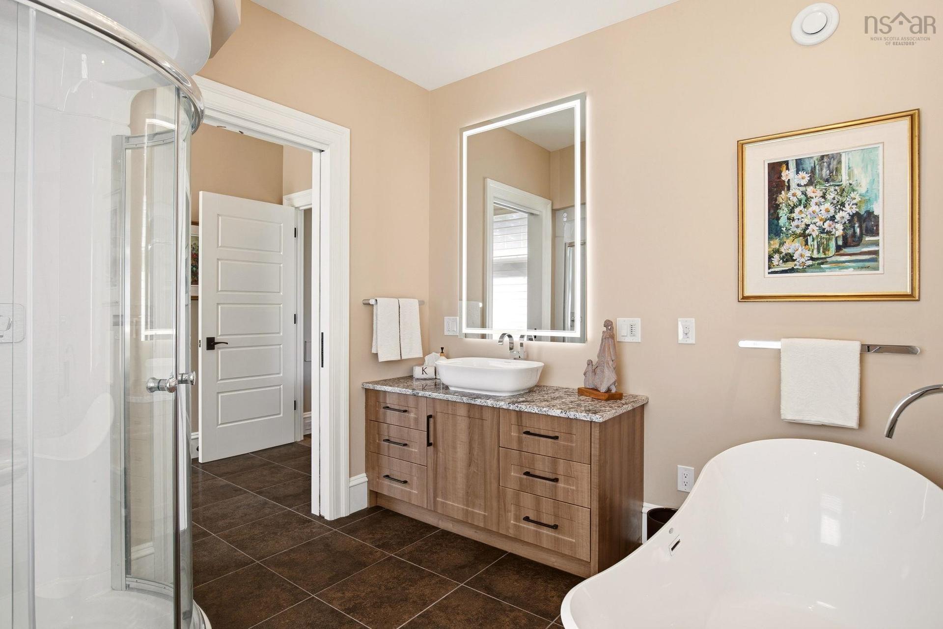 6 Mary Lane, Chester Basin, NS - Indoor Photo Showing Bathroom
