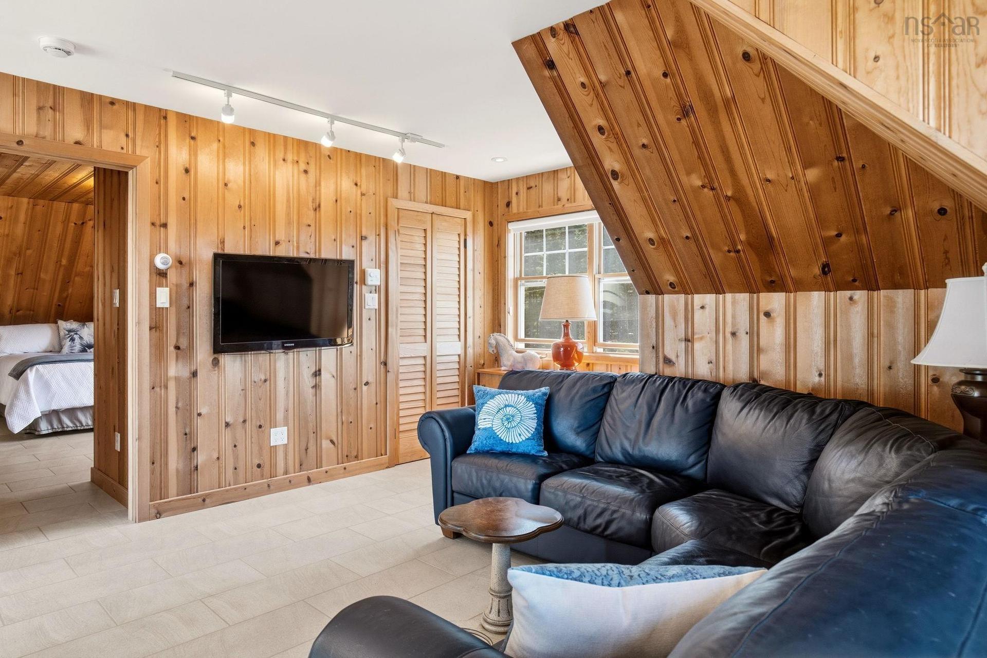 6 Mary Lane, Chester Basin, NS - Indoor Photo Showing Living Room