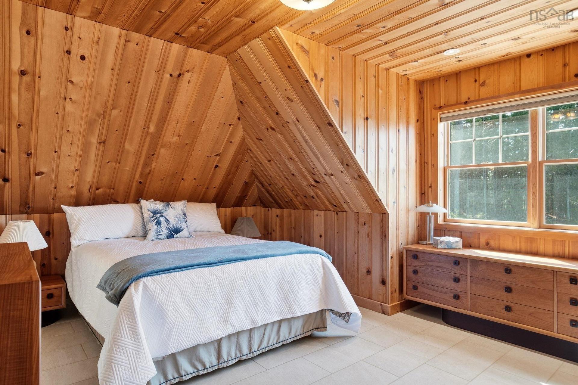 6 Mary Lane, Chester Basin, NS - Indoor Photo Showing Bedroom