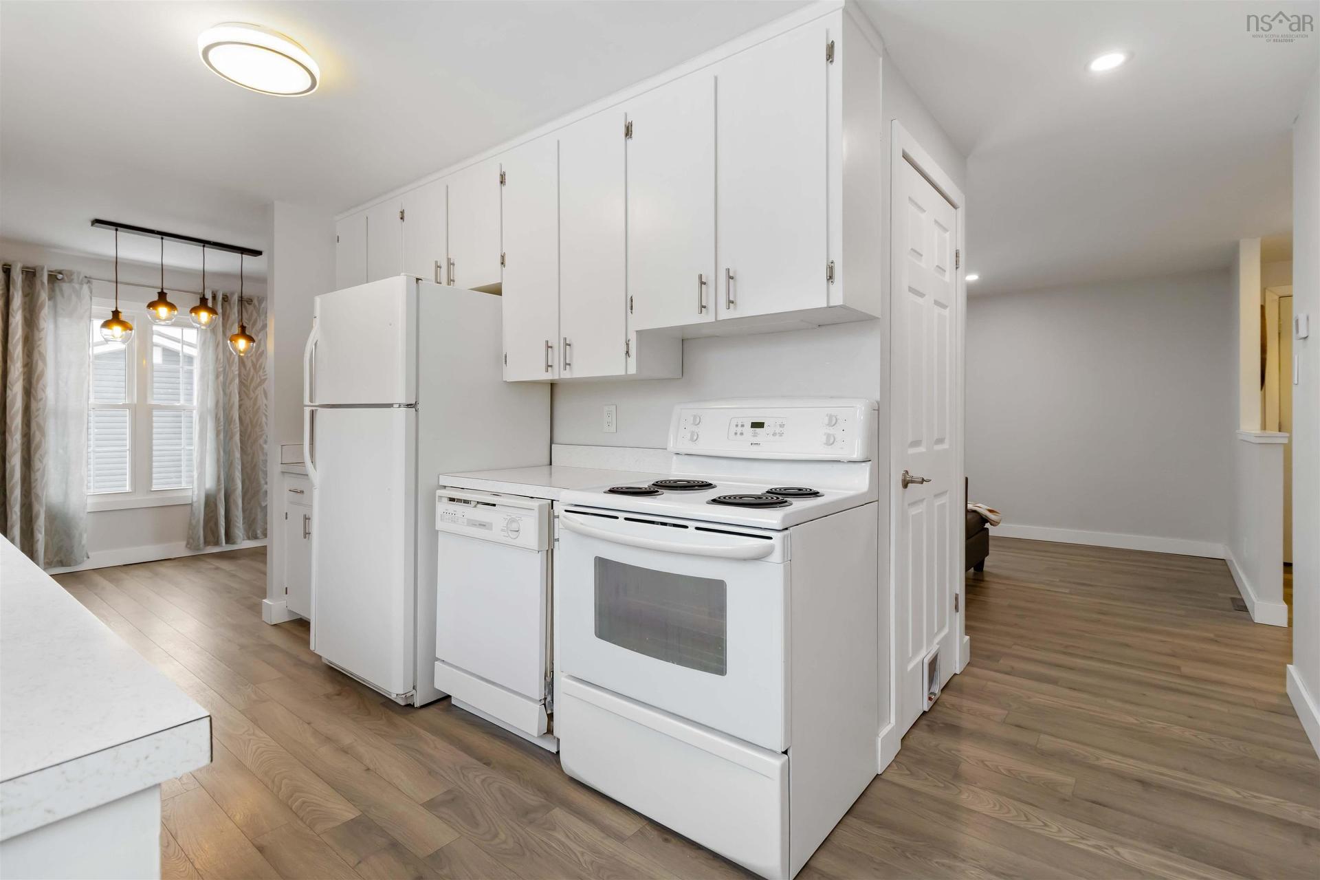 171 Centennial Avenue, Lunenburg, NS