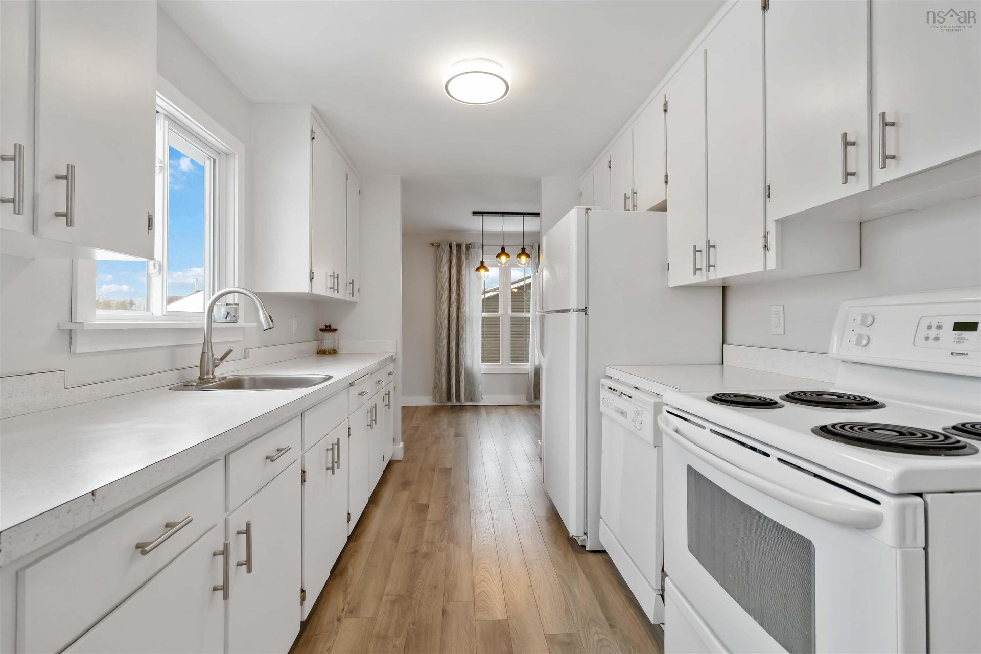 171 Centennial Avenue, Lunenburg, NS
