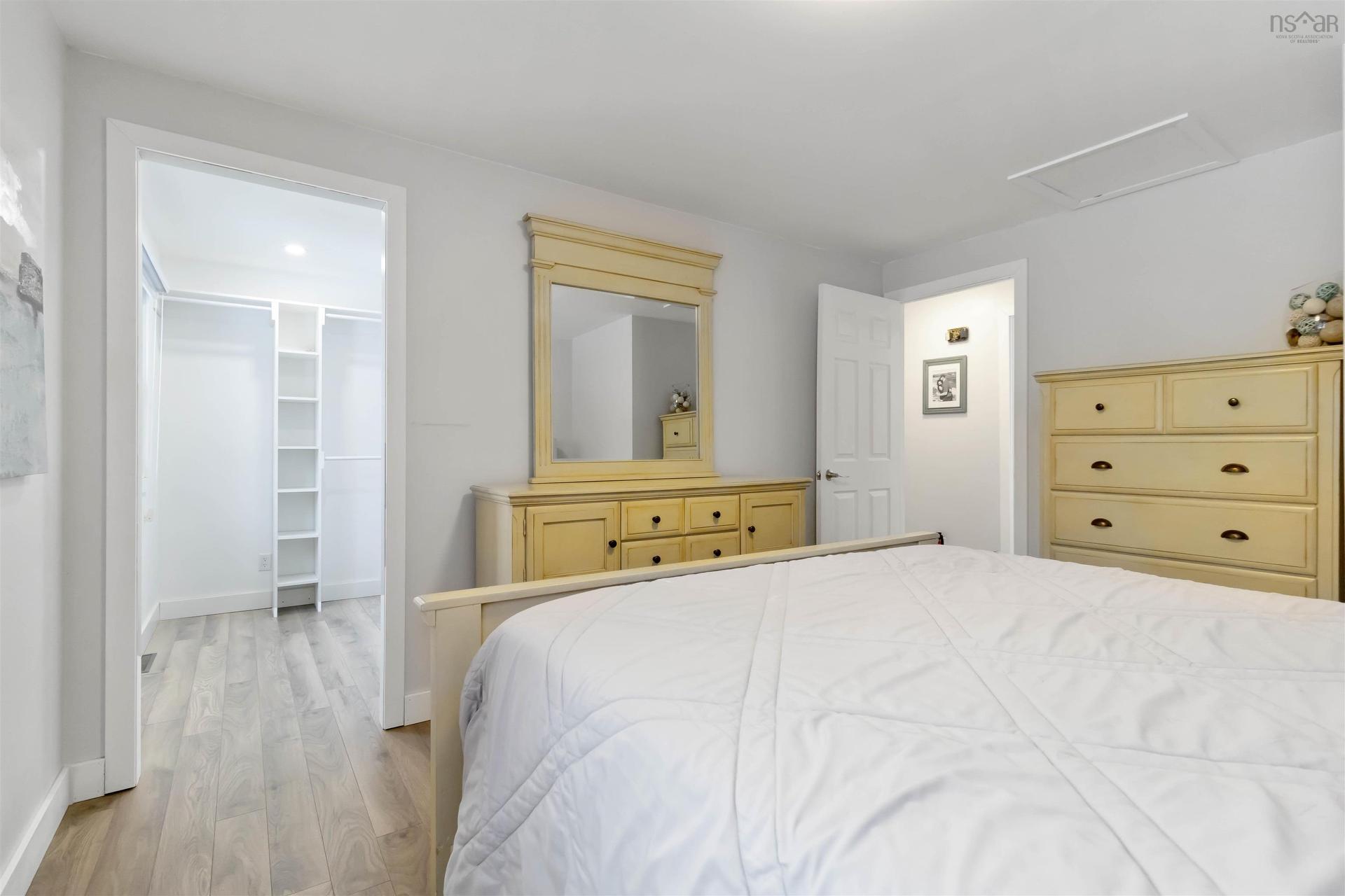171 Centennial Avenue, Lunenburg, NS