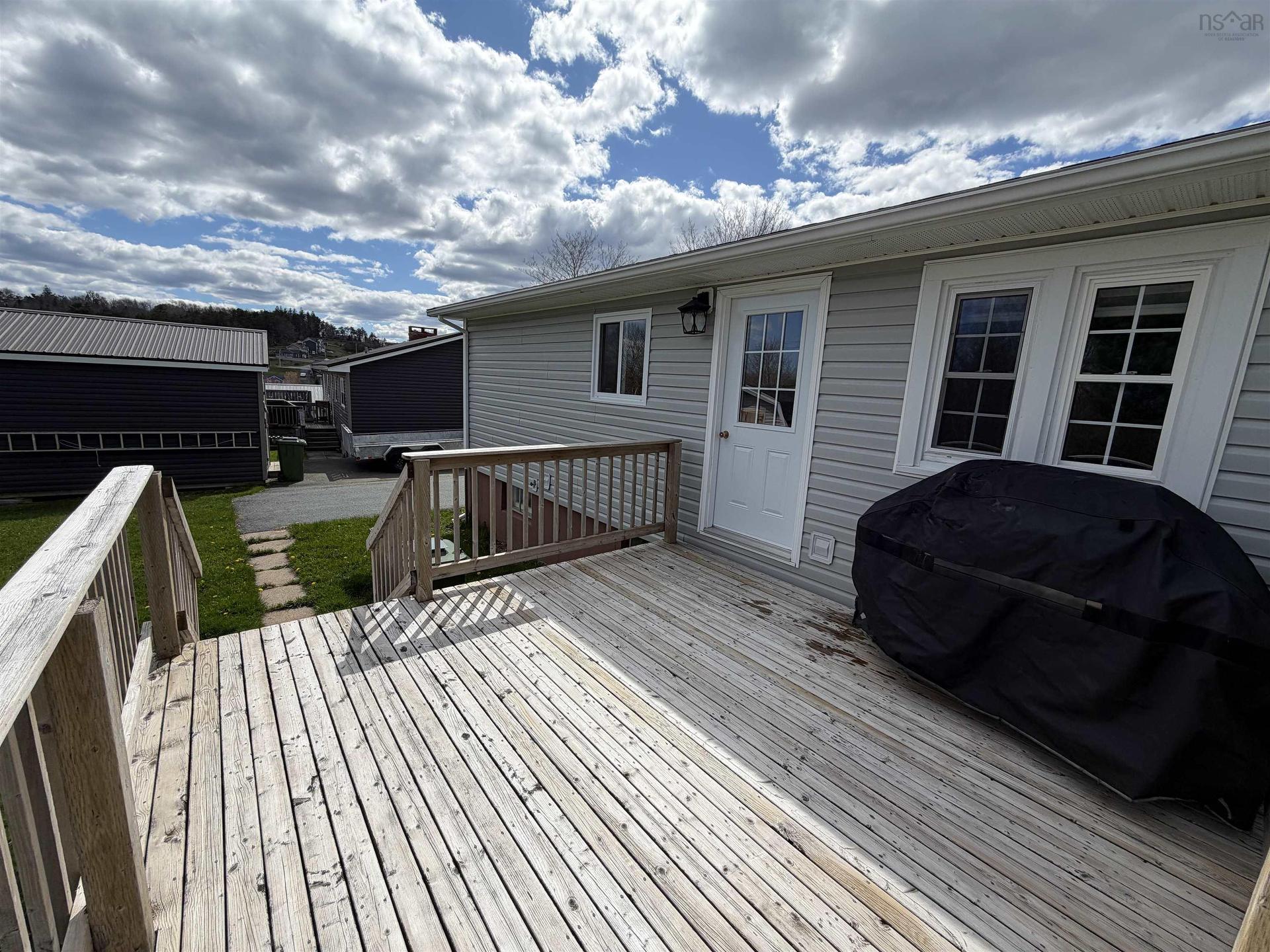 171 Centennial Avenue, Lunenburg, NS