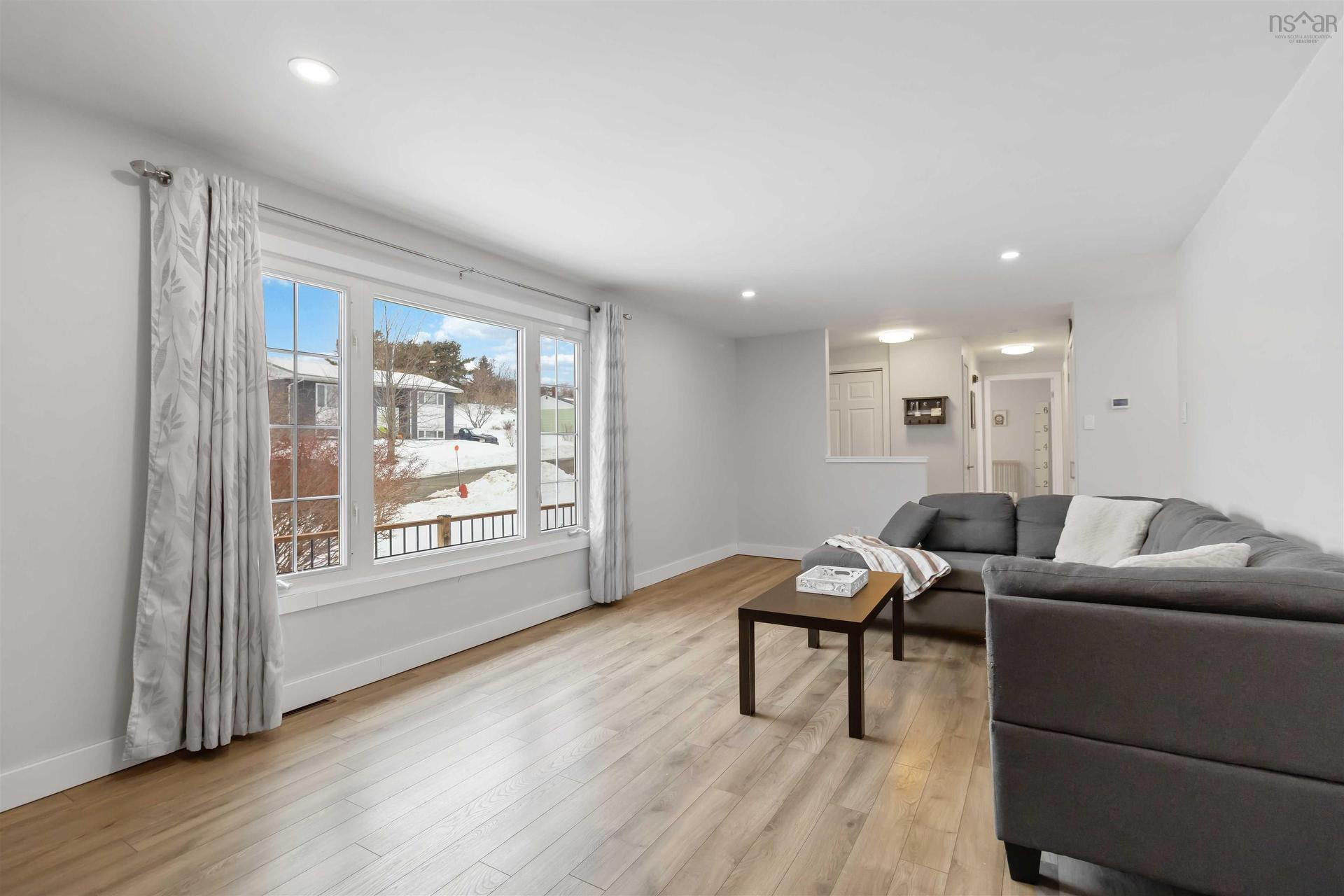171 Centennial Avenue, Lunenburg, NS