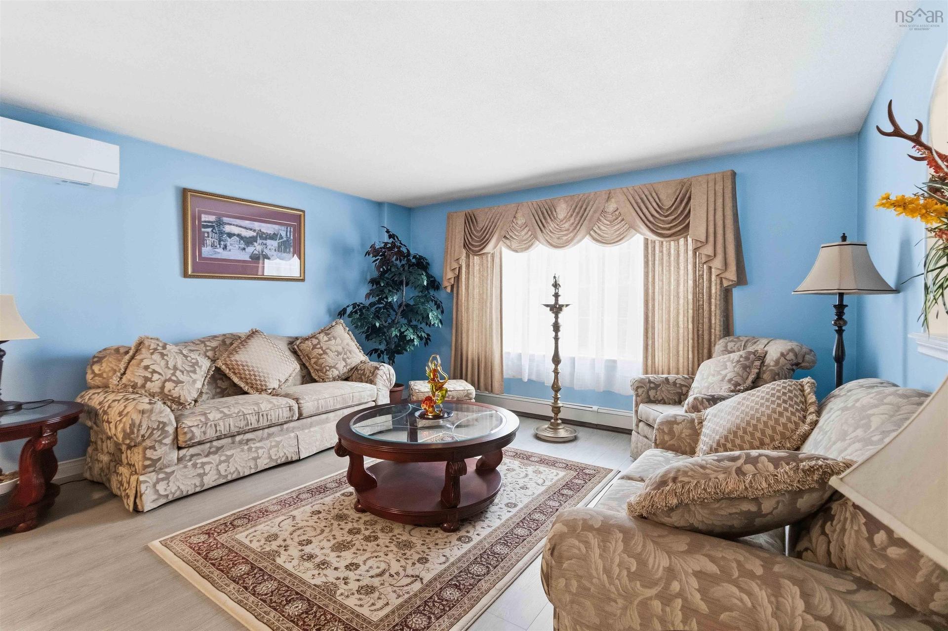 36 Roxham Close, Clayton Park, NS