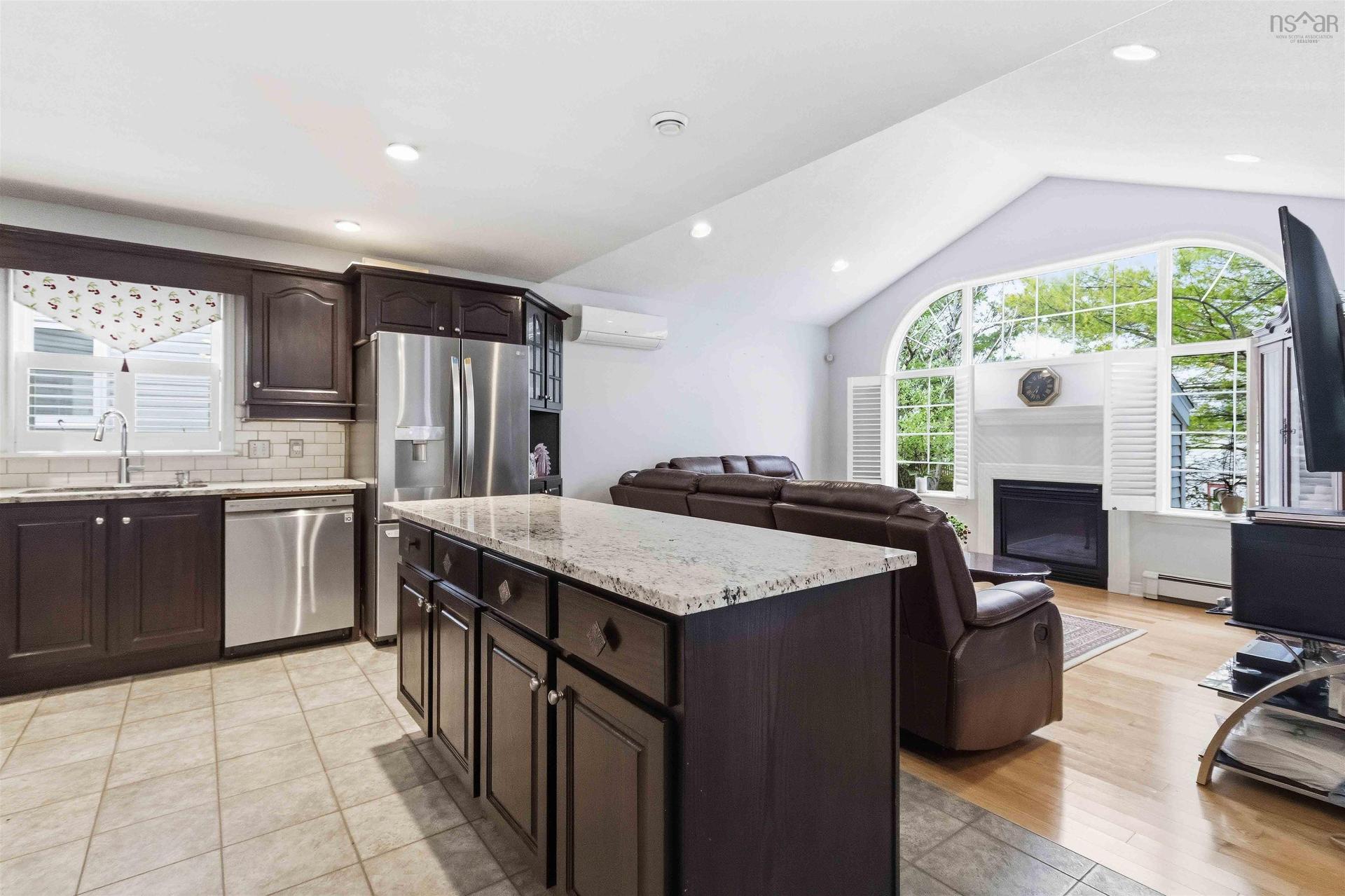 36 Roxham Close, Clayton Park, NS