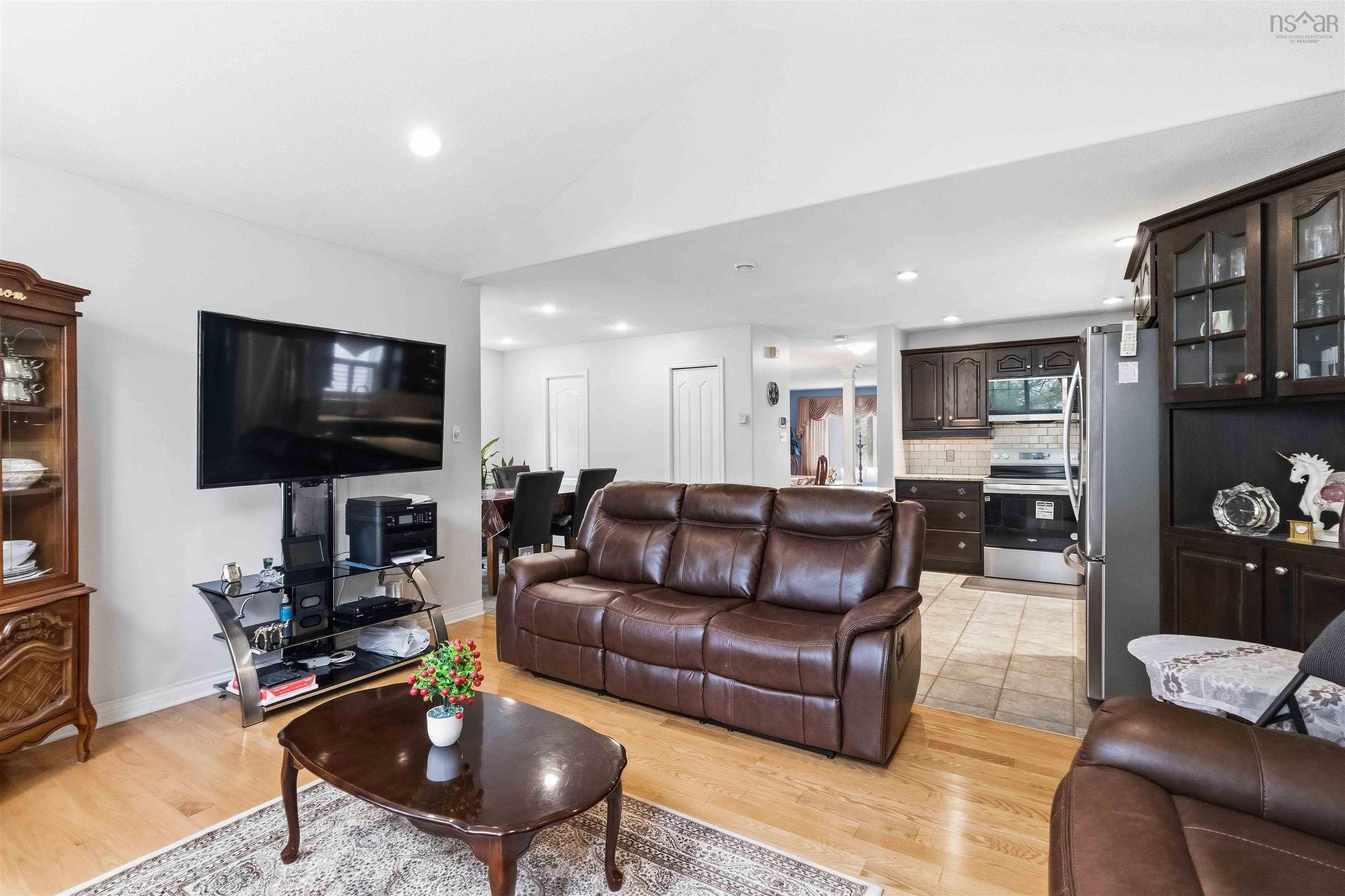 36 Roxham Close, Clayton Park, NS