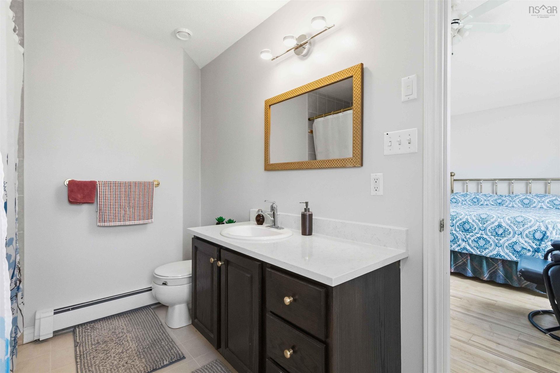 36 Roxham Close, Clayton Park, NS