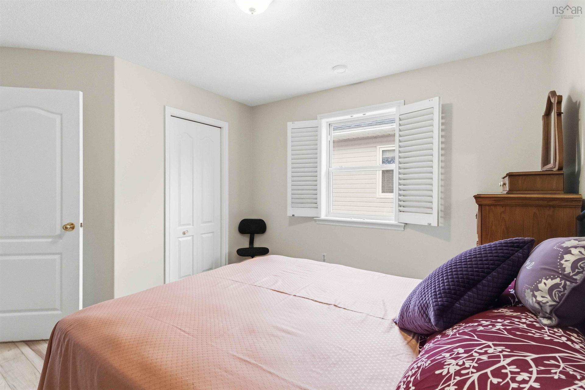 36 Roxham Close, Clayton Park, NS