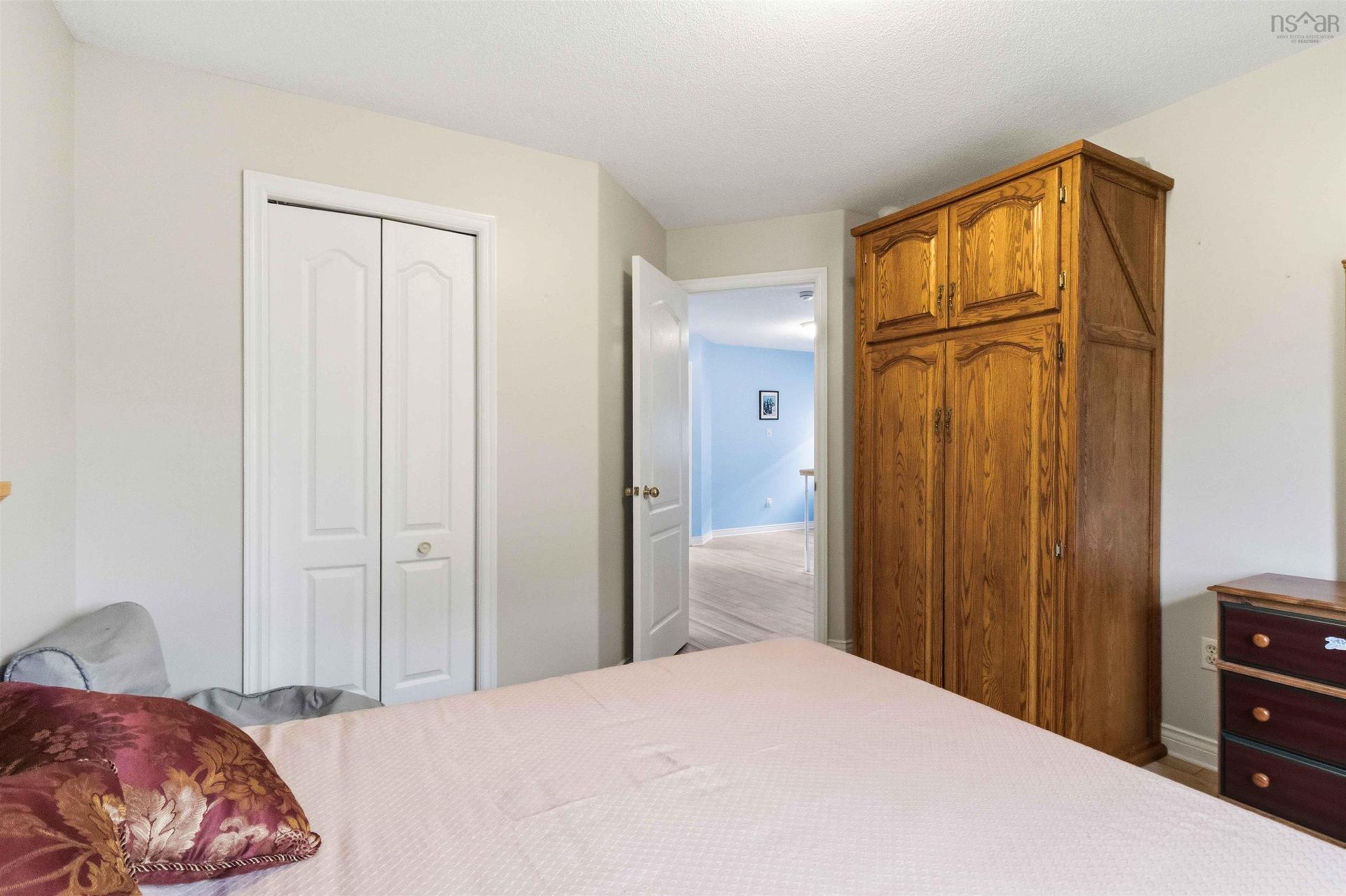 36 Roxham Close, Clayton Park, NS