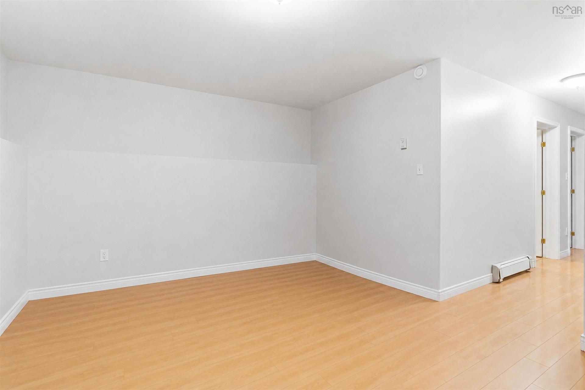 36 Roxham Close, Clayton Park, NS