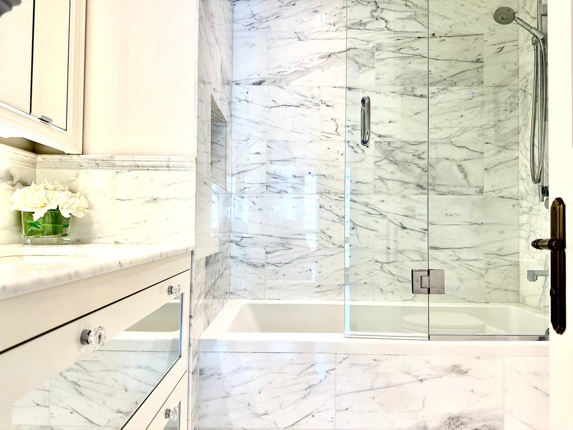 Bathroom - 1112-3 Rue Westmount-Square, Westmount, QC