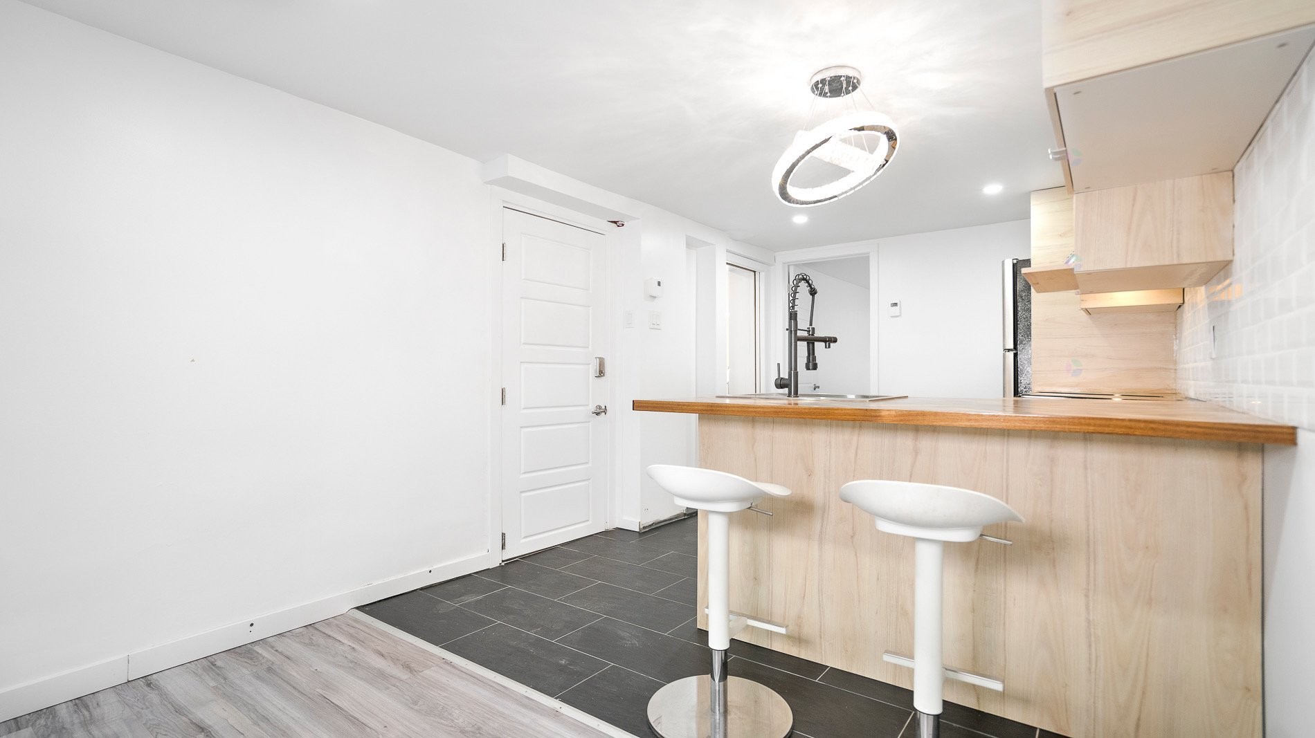 Kitchen - 4013 Rue Mackenzie, Montréal (Côte-Des-Neiges/Notre-Dame-De-Grâce), QC