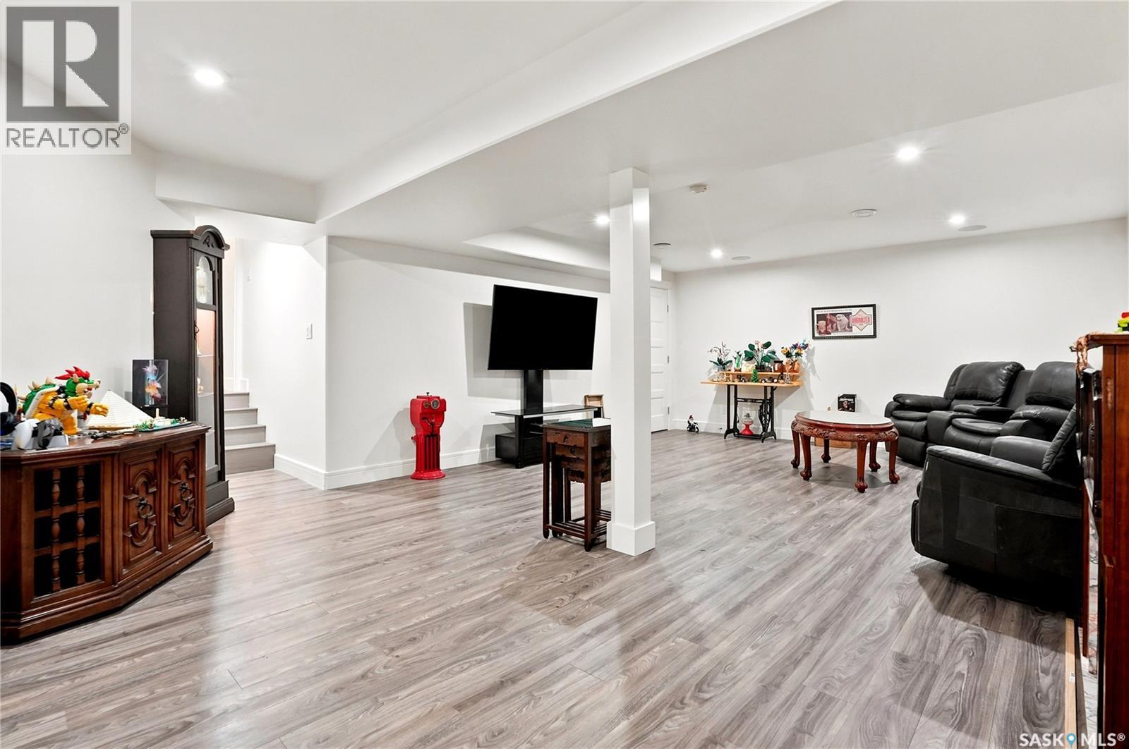 103 Mallin Crescent, Saskatoon, SK
