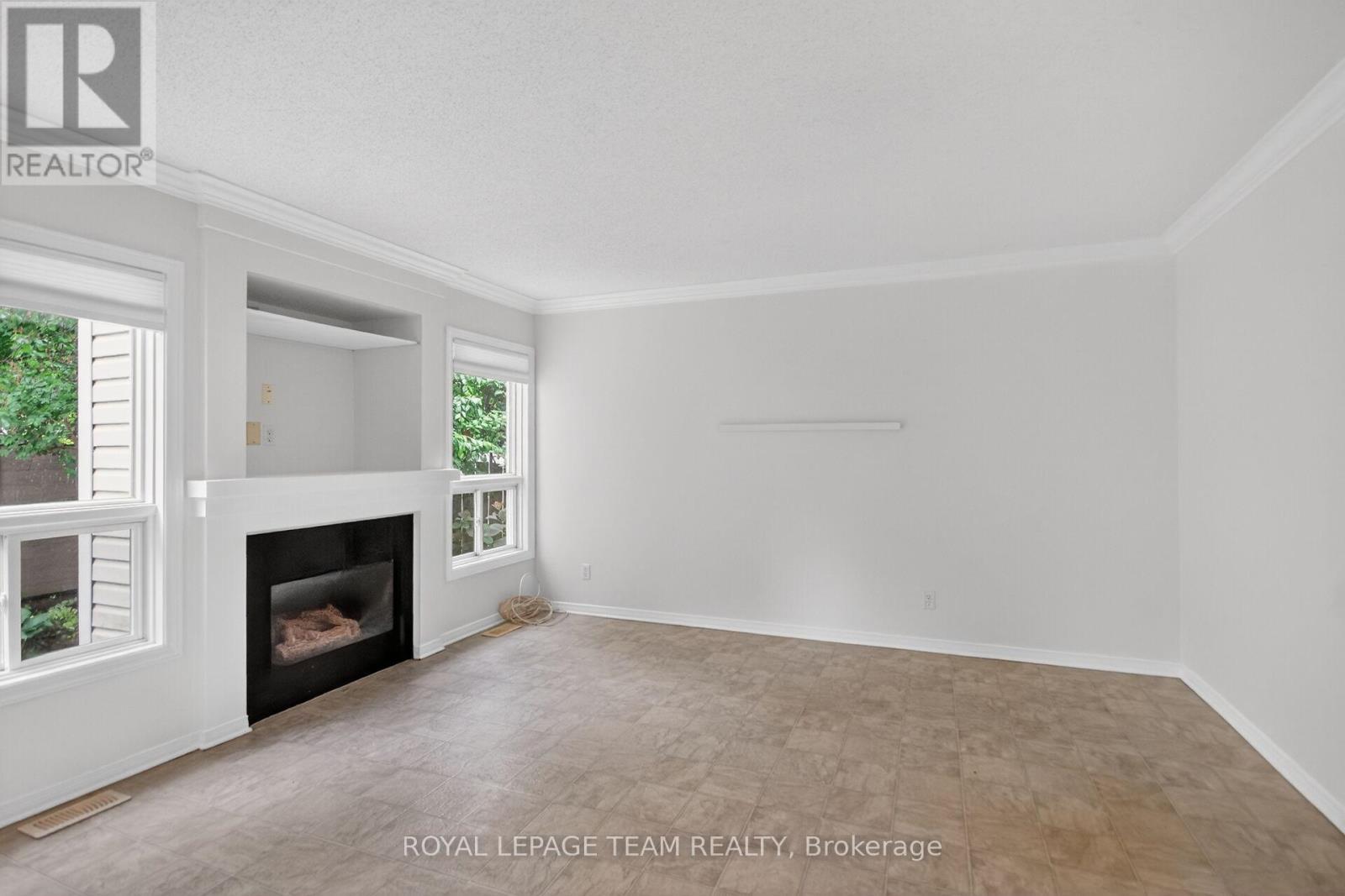 19 Windhurst Drive, Ottawa, ON