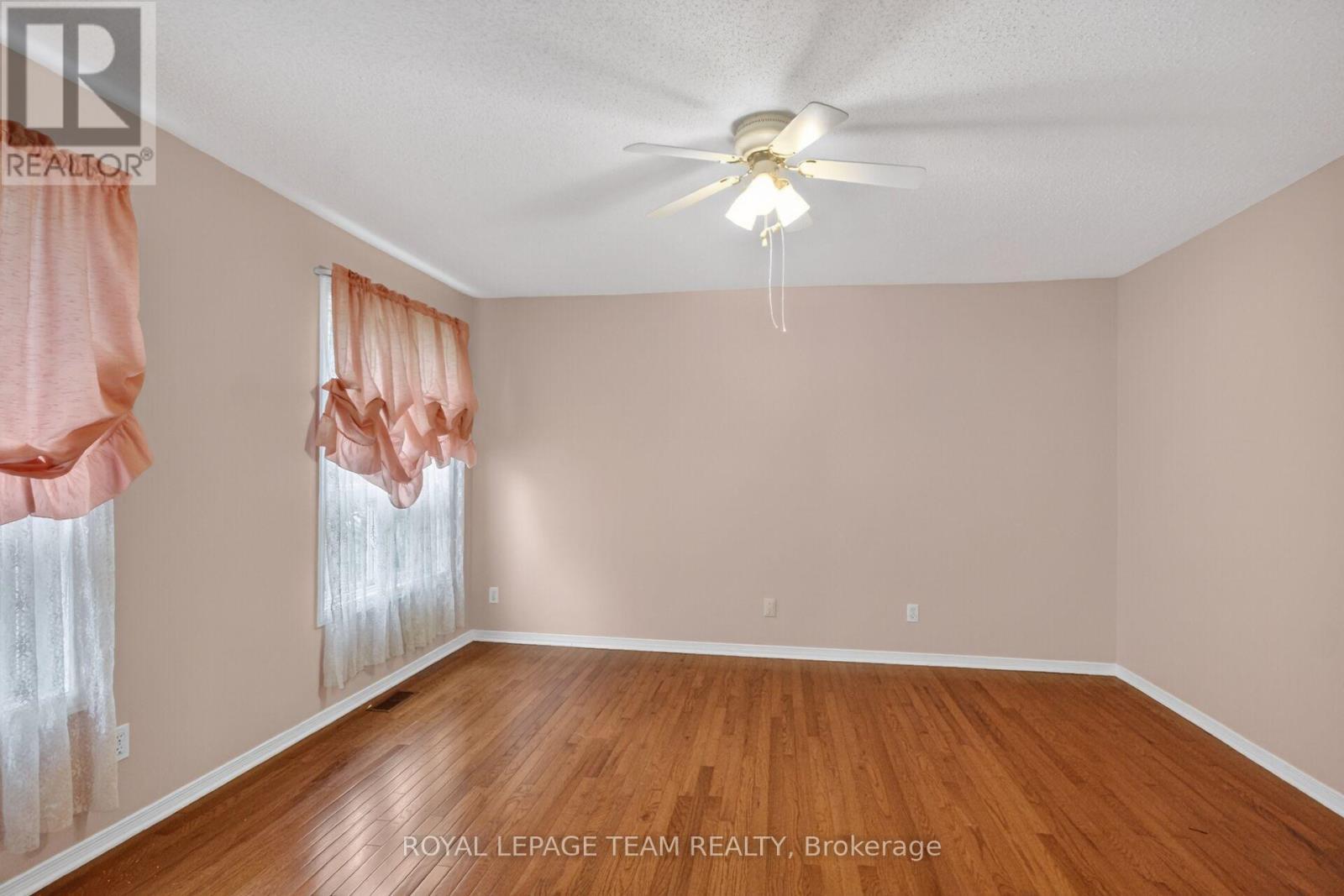 Primary - 19 Windhurst Drive, Ottawa, ON
