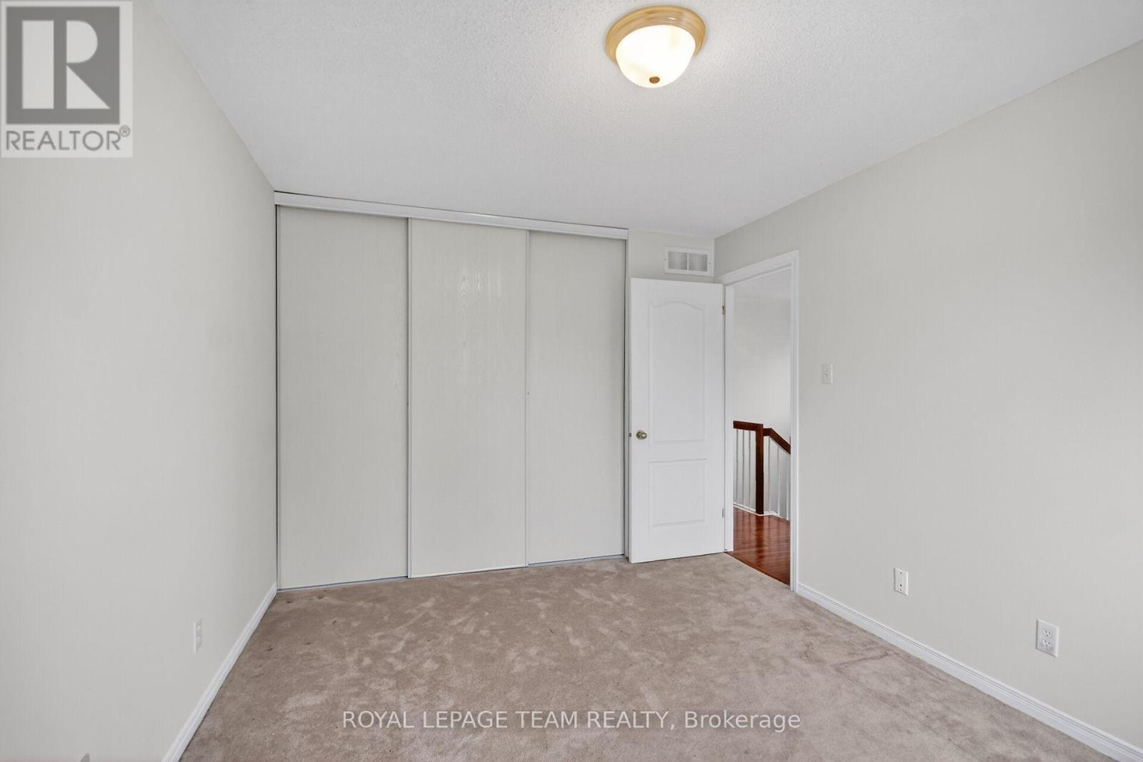 Bedroom 3 - 19 Windhurst Drive, Ottawa, ON