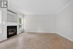 Family/gas fireplace -