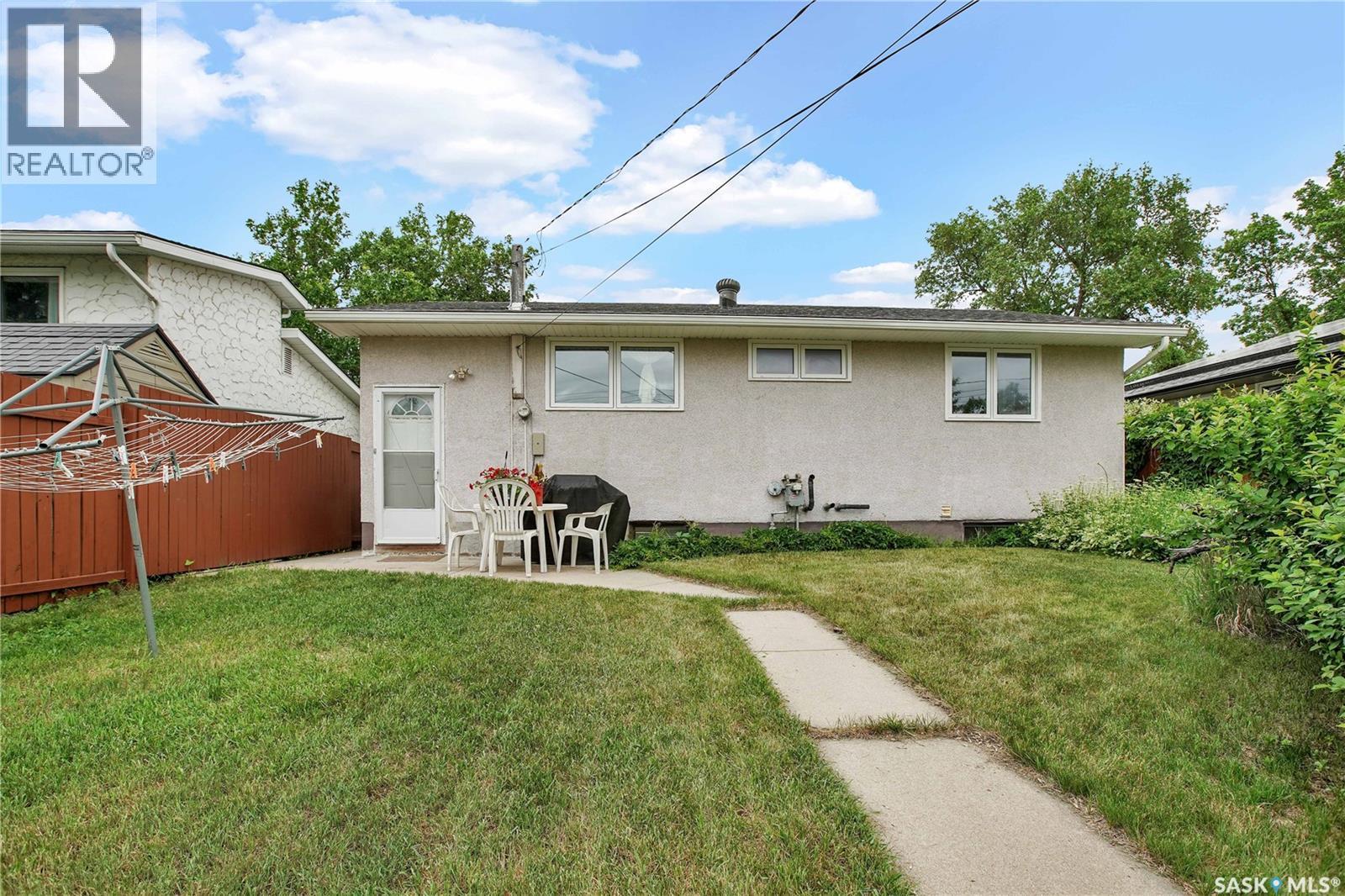 84 Rita Crescent, Saskatoon, SK
