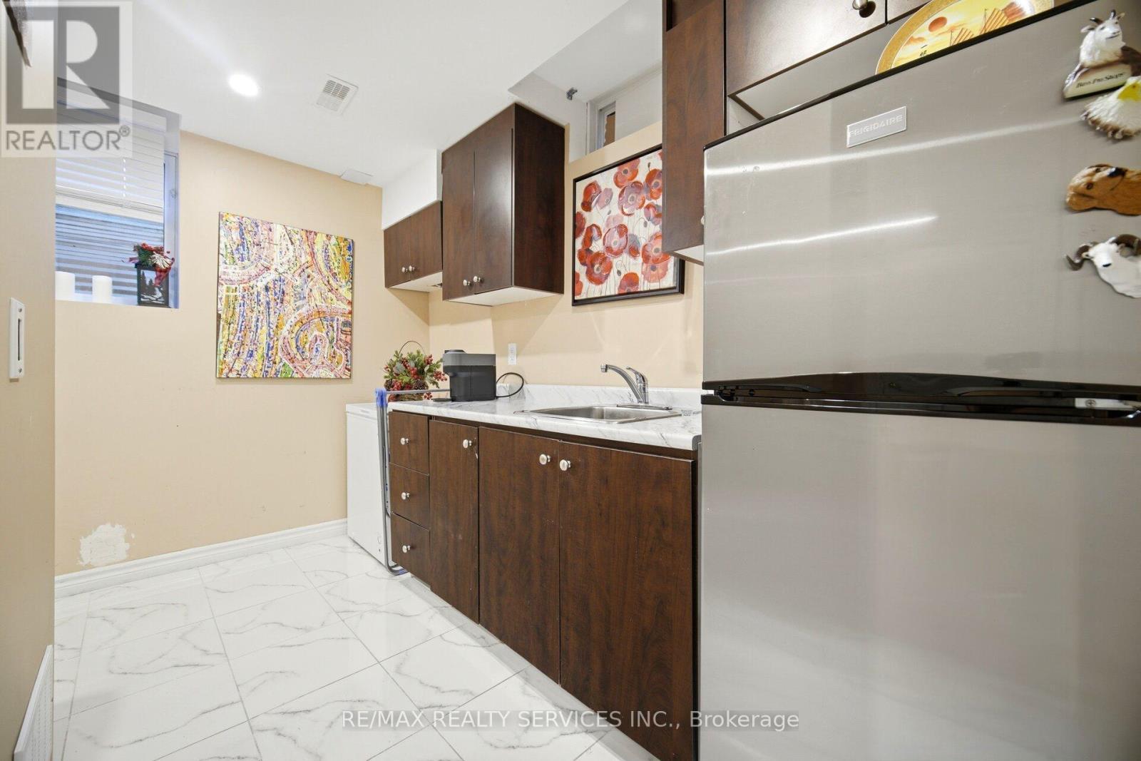 45 Sewells Lane, Brampton, ON