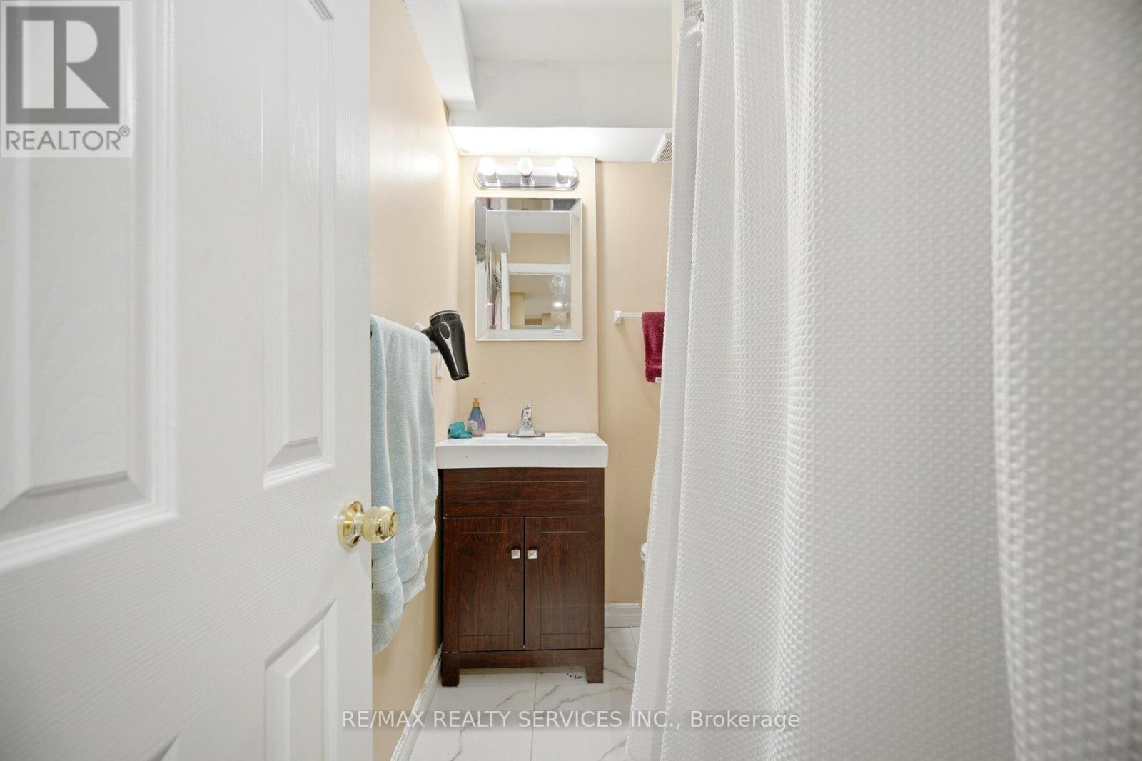 45 Sewells Lane, Brampton, ON