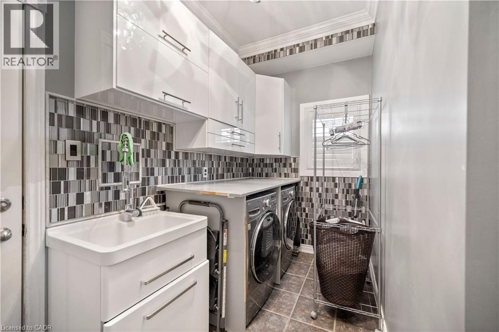 11 Downey Drive, Whitby, ON