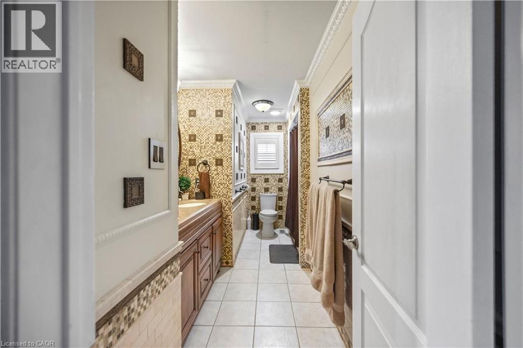 11 Downey Drive, Whitby, ON