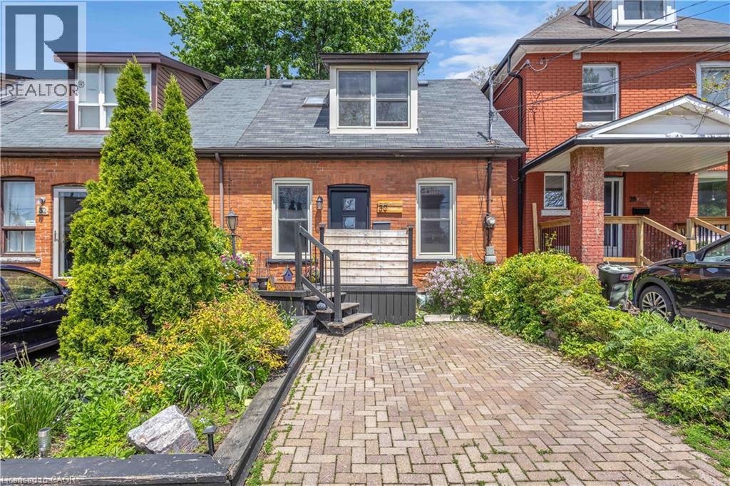 Front house - 30 Sunset Avenue, Hamilton, ON