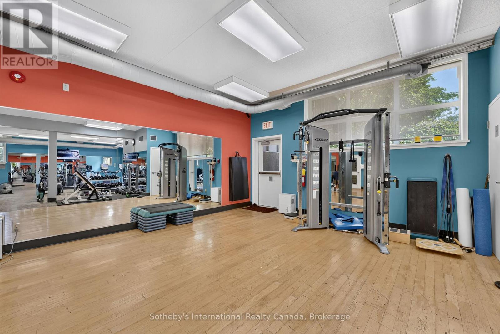 Fitness room in Community Center - 441 Mariners Way, Collingwood, ON