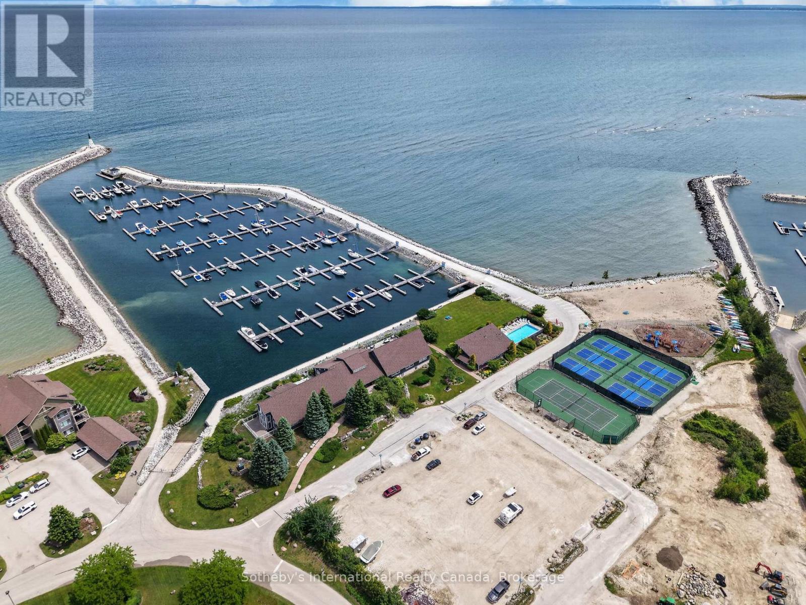 On-Site Private Marina - 441 Mariners Way, Collingwood, ON