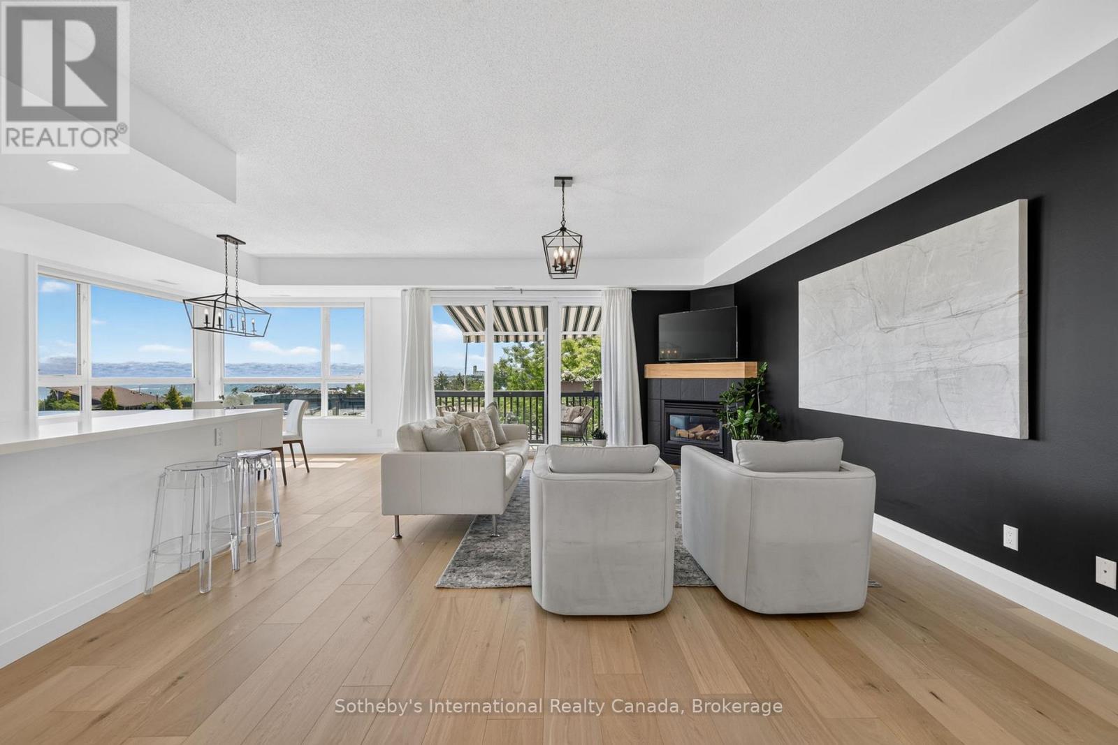 441 Mariners Way, Collingwood, ON