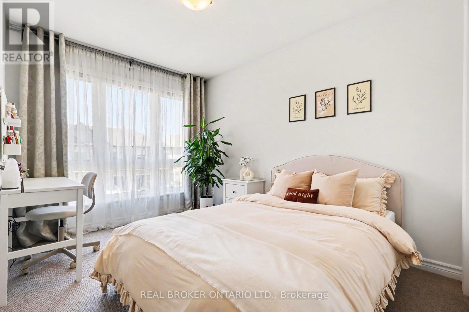 769 Cairn Crescent, Ottawa, ON