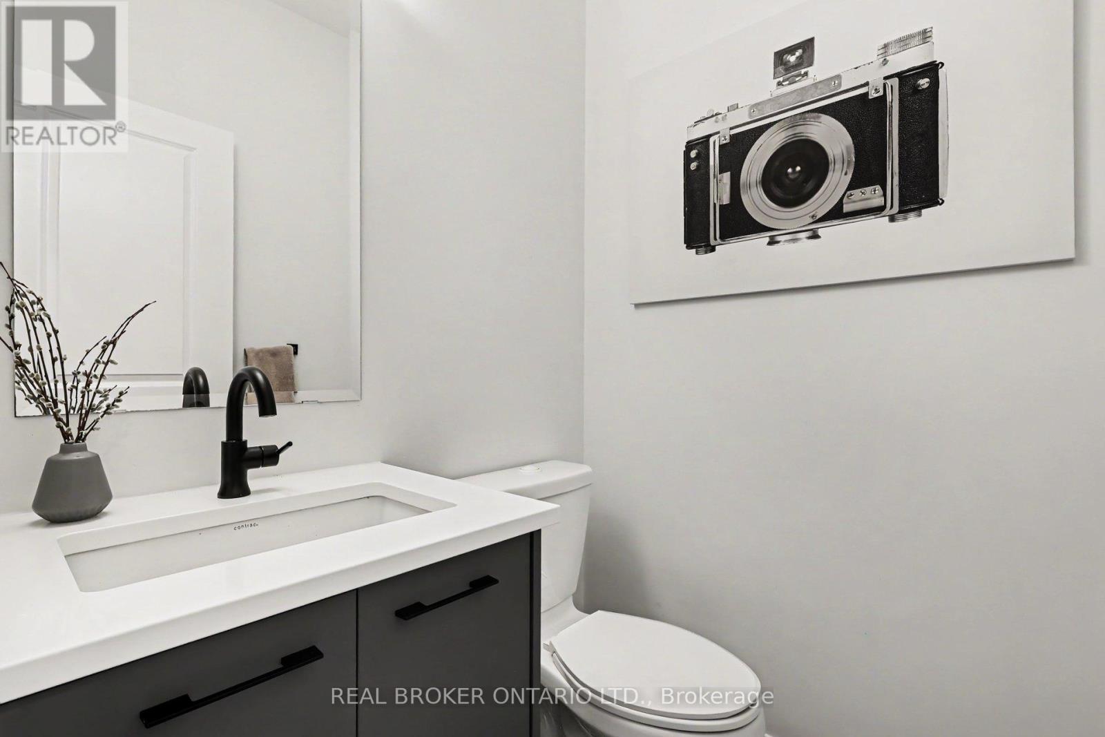 769 Cairn Crescent, Ottawa, ON