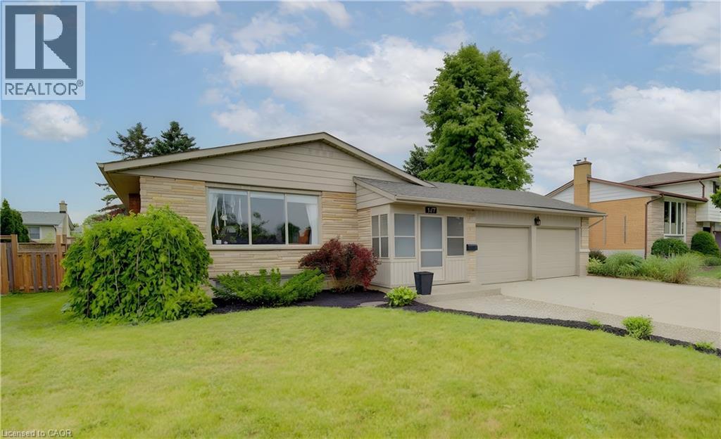 Front house - 127 Strathcona Crescent, Kitchener, ON