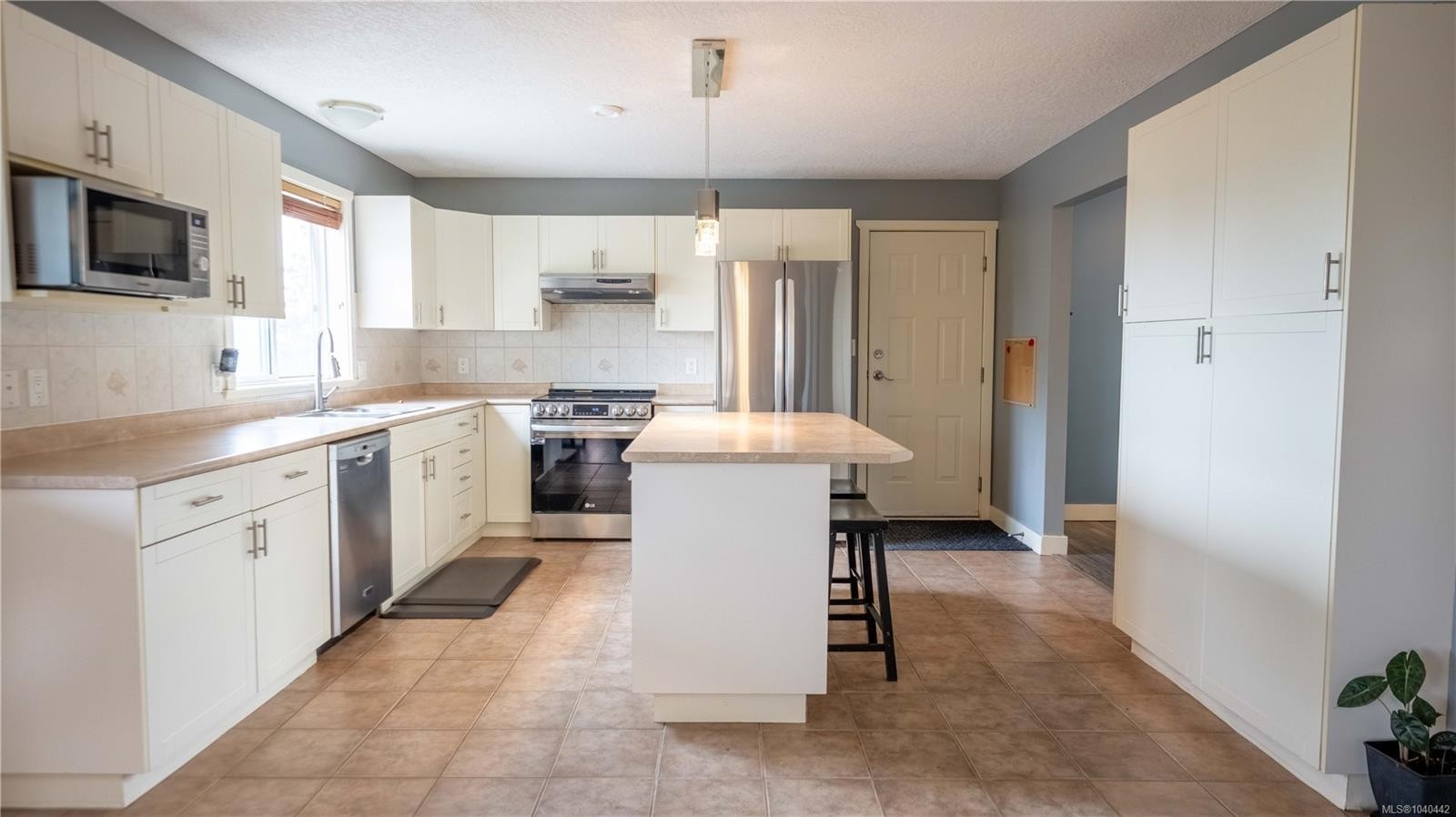 1142 Kathleen Dr, Duncan, BC