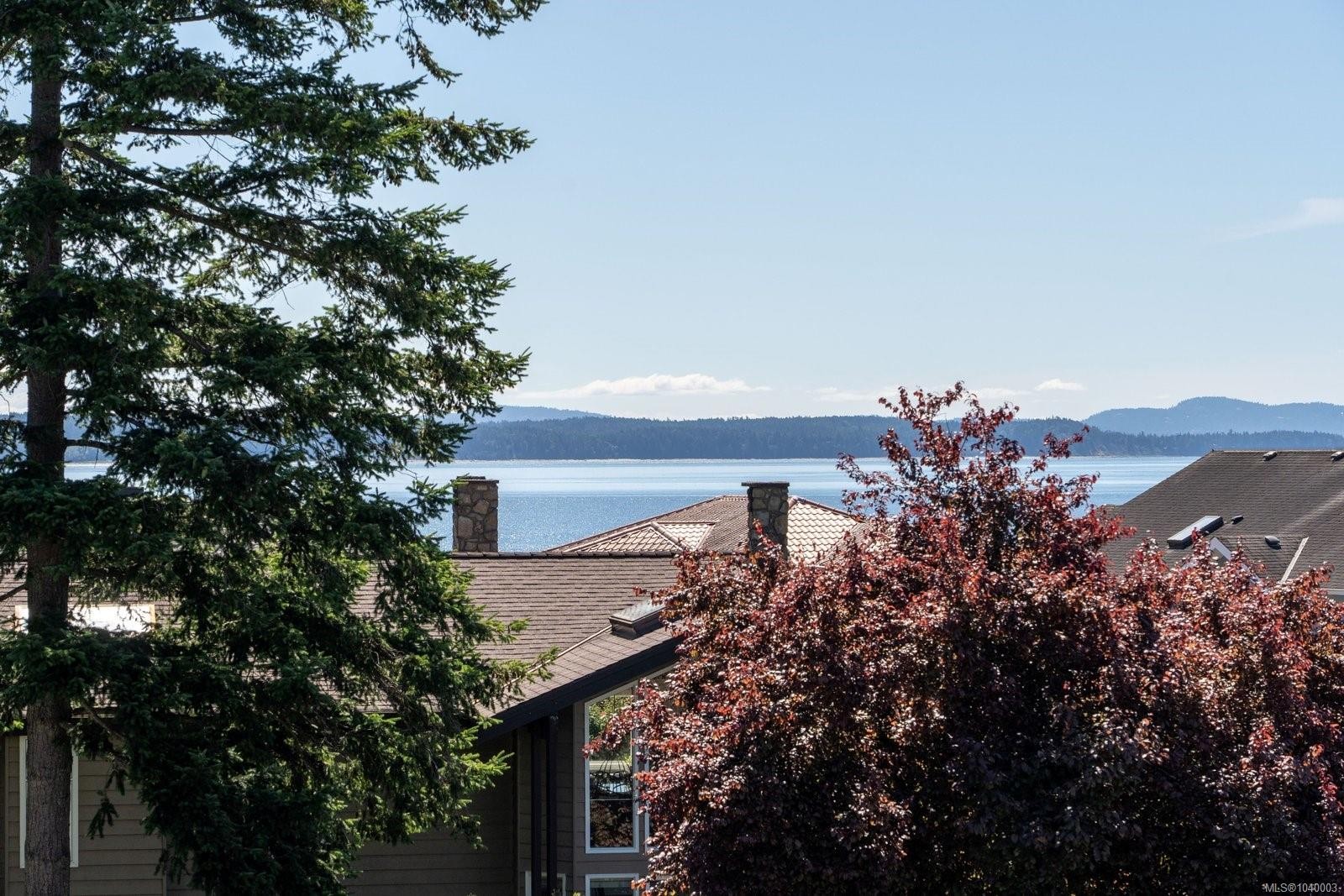 2292 Gail Pl, Sidney, BC