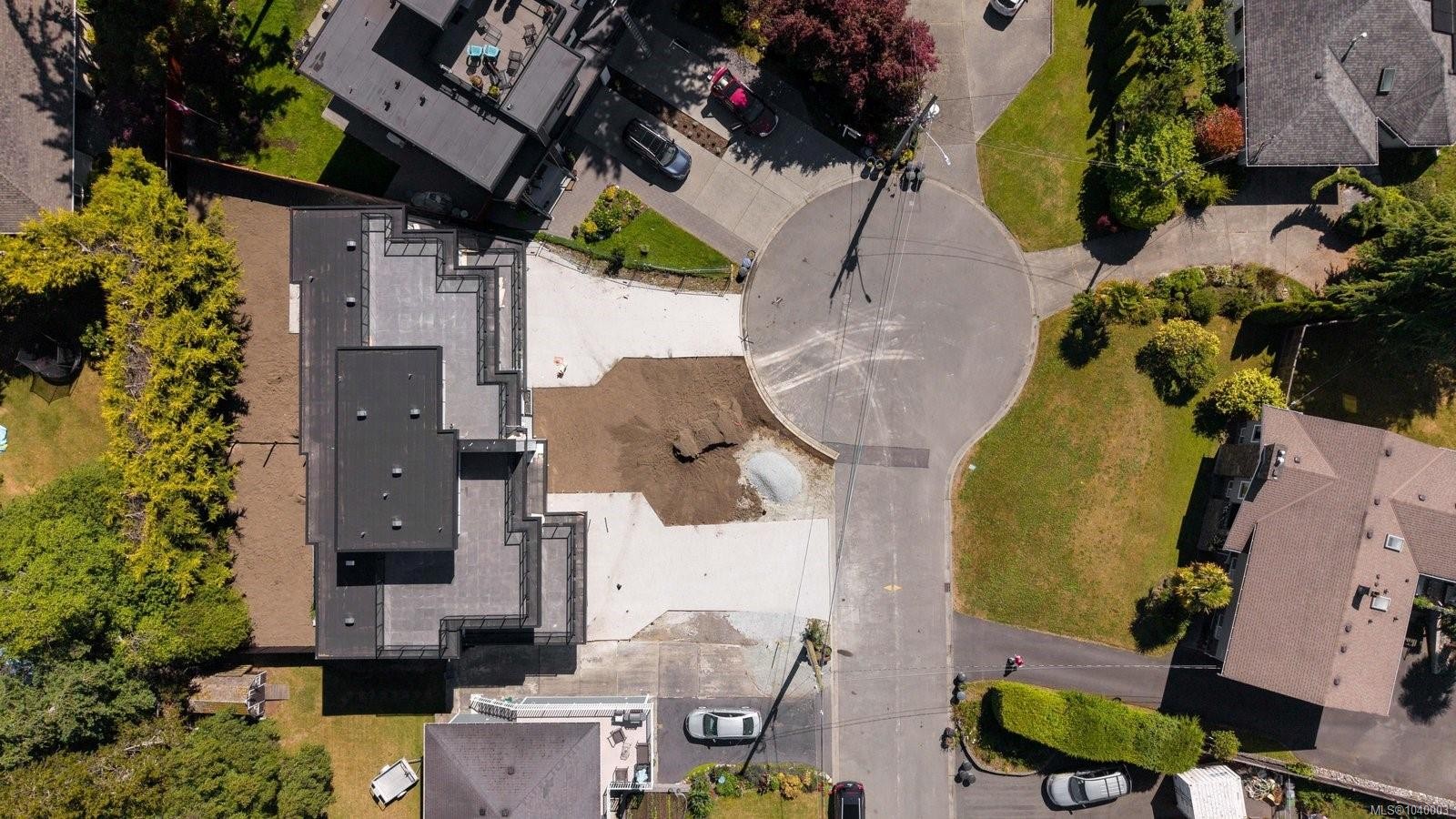 2292 Gail Pl, Sidney, BC