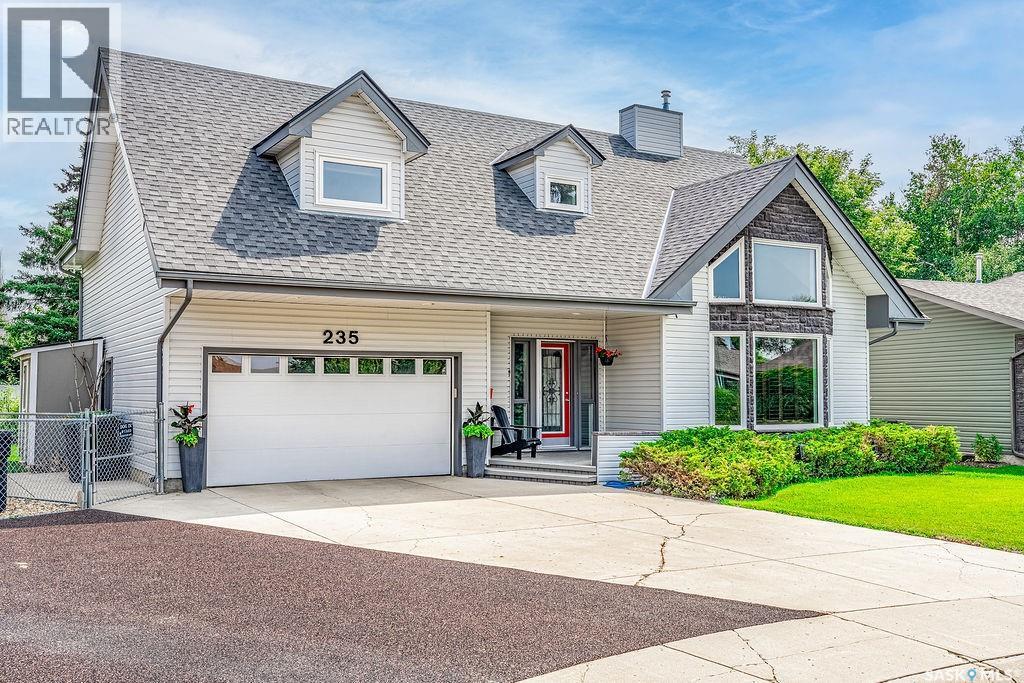 235 Sebestyen Terrace, Saskatoon, SK
