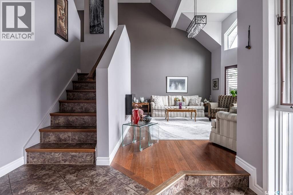 235 Sebestyen Terrace, Saskatoon, SK